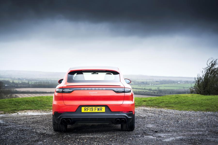  Porsche Cayenne Coupe 2019 года  (UK) (фото 35 из 40)